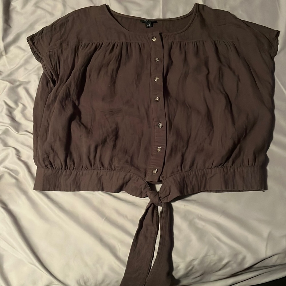 Cropped Green Button Down Tee